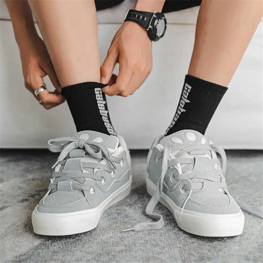 Sepatu bot krem wanita, dengan - Men'S Grooming Products Kit ulasan dan harga